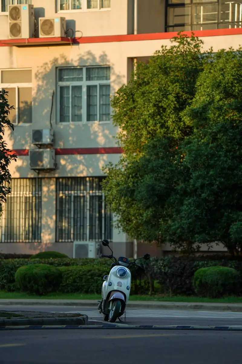 Ebike vs motorcycle: what about going bigger