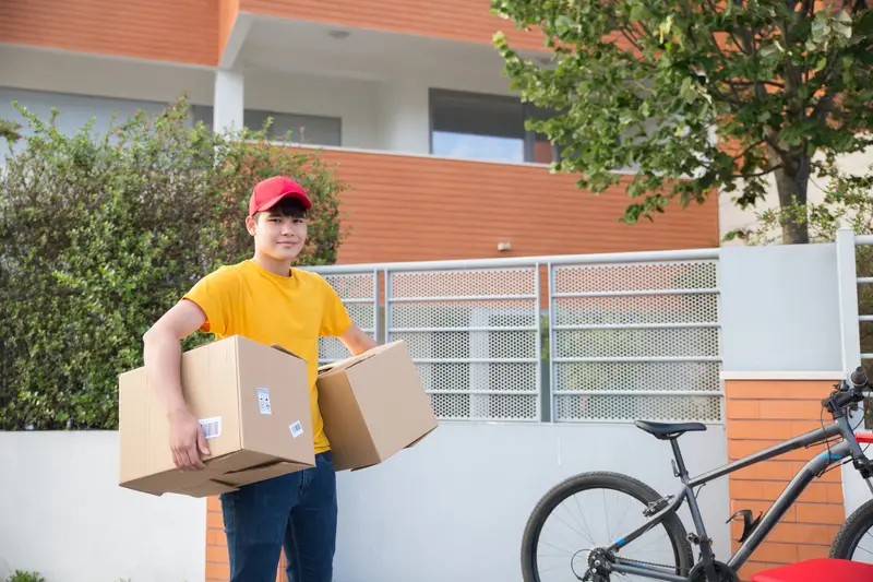 The difference between a cargo and a commuter ebike