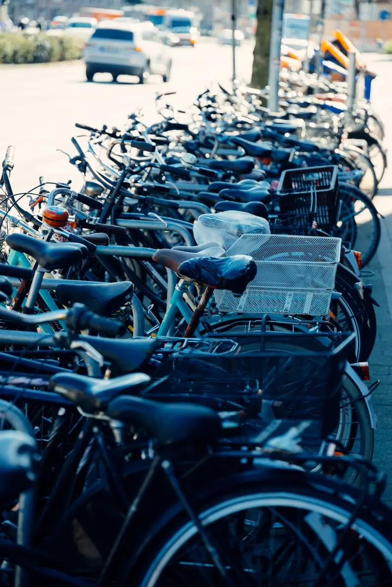 What are the different types of electric bikes?
