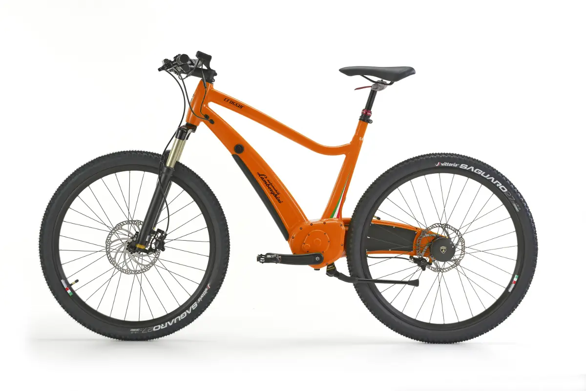 Lamborghini Crosser — orange